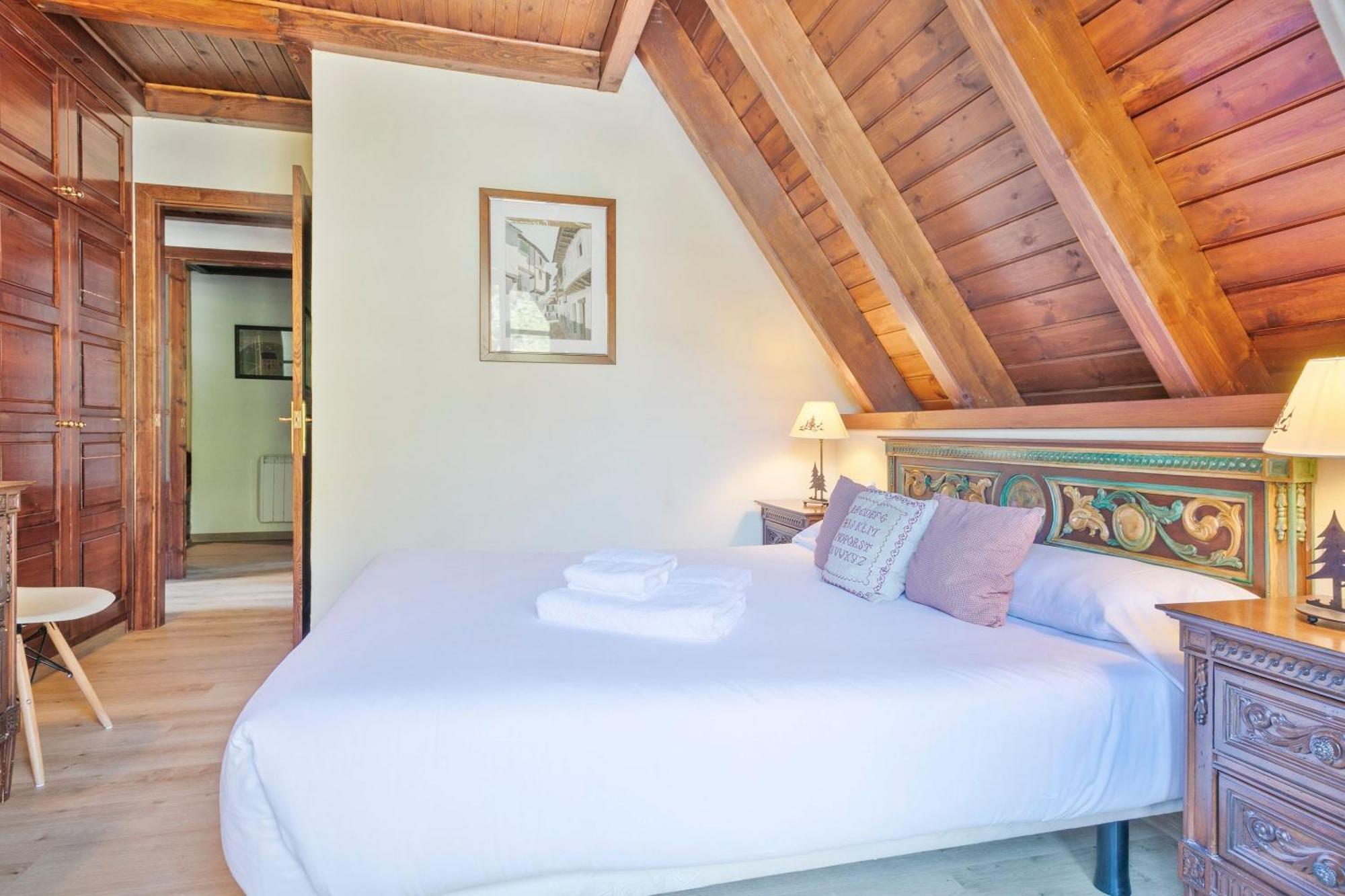Apartmán Luderna - Triplex Nin C2 Arenho Naut Aran Exteriér fotografie